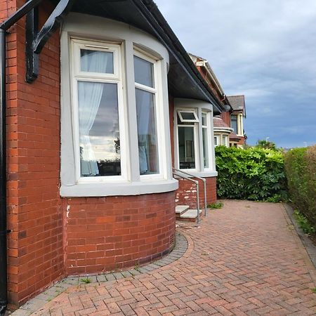 Country Style Modern Self Catering 3 Bedroom Bungalow In Blackpool Exterior foto